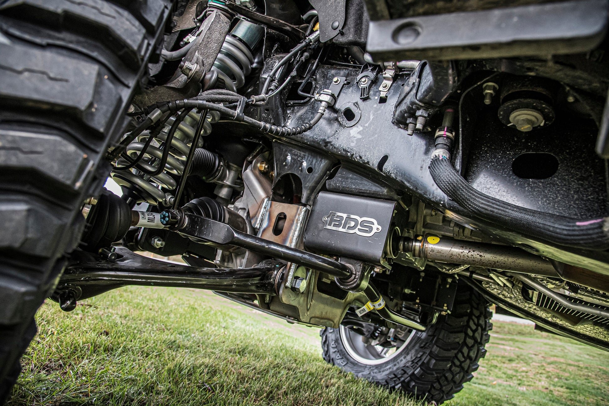 4" Lift Kit with Fox 2.5" Coilover DSC Shocks, Rear Fox 2.0