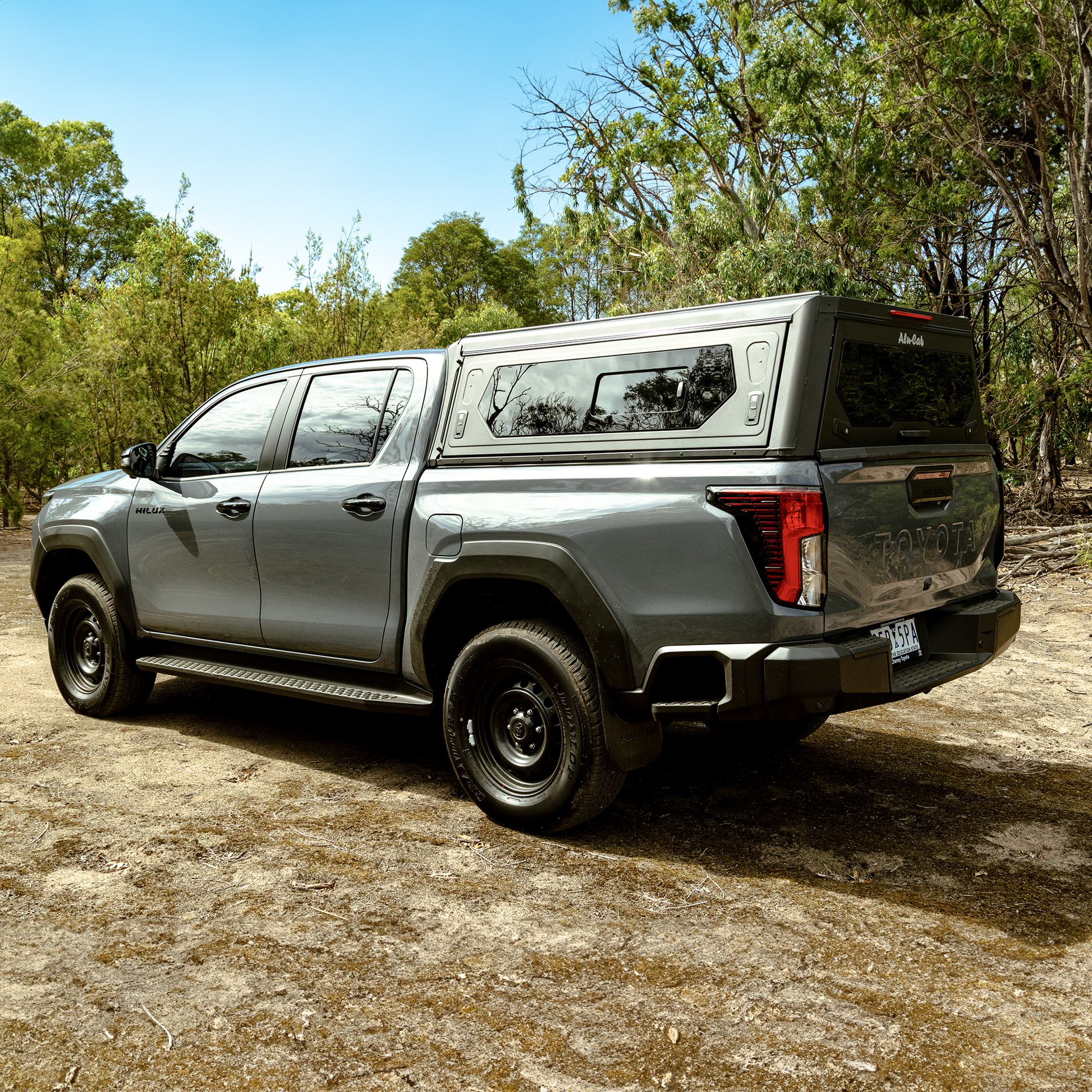 Hilux N90 Aluminum Canopy - AluCab Contour with Windows