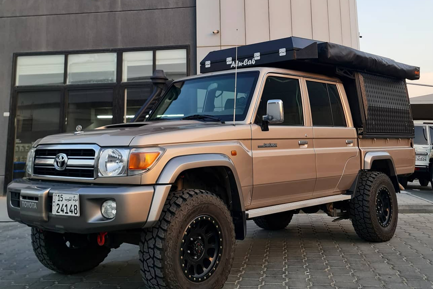Canopy Camper Deluxe - LandCruiser