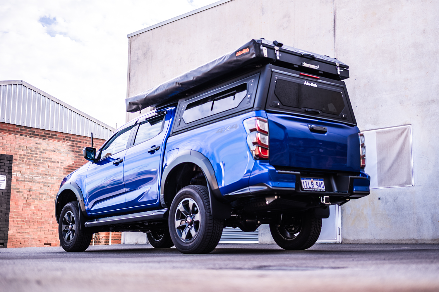 Dmax Canopy 