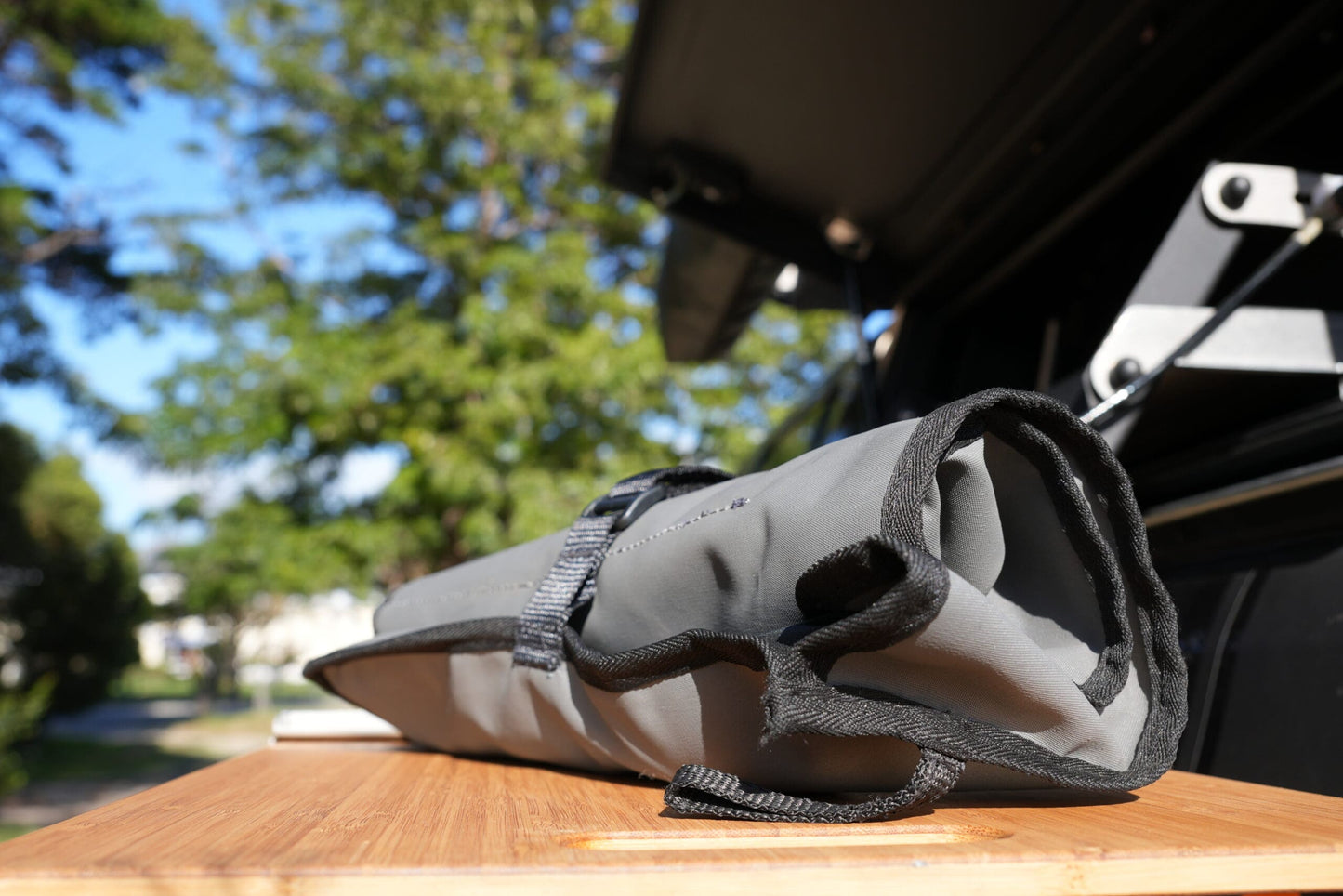 Deluxe Cutlery Roll