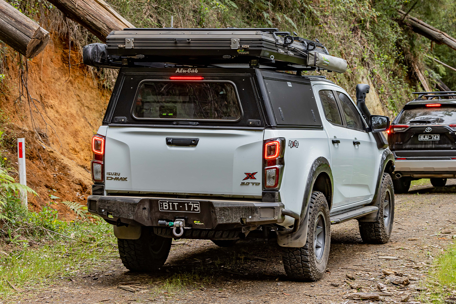dmax canopy - Alucab