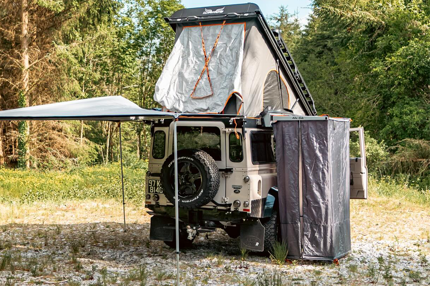 Shower Cube - Adjustable Height