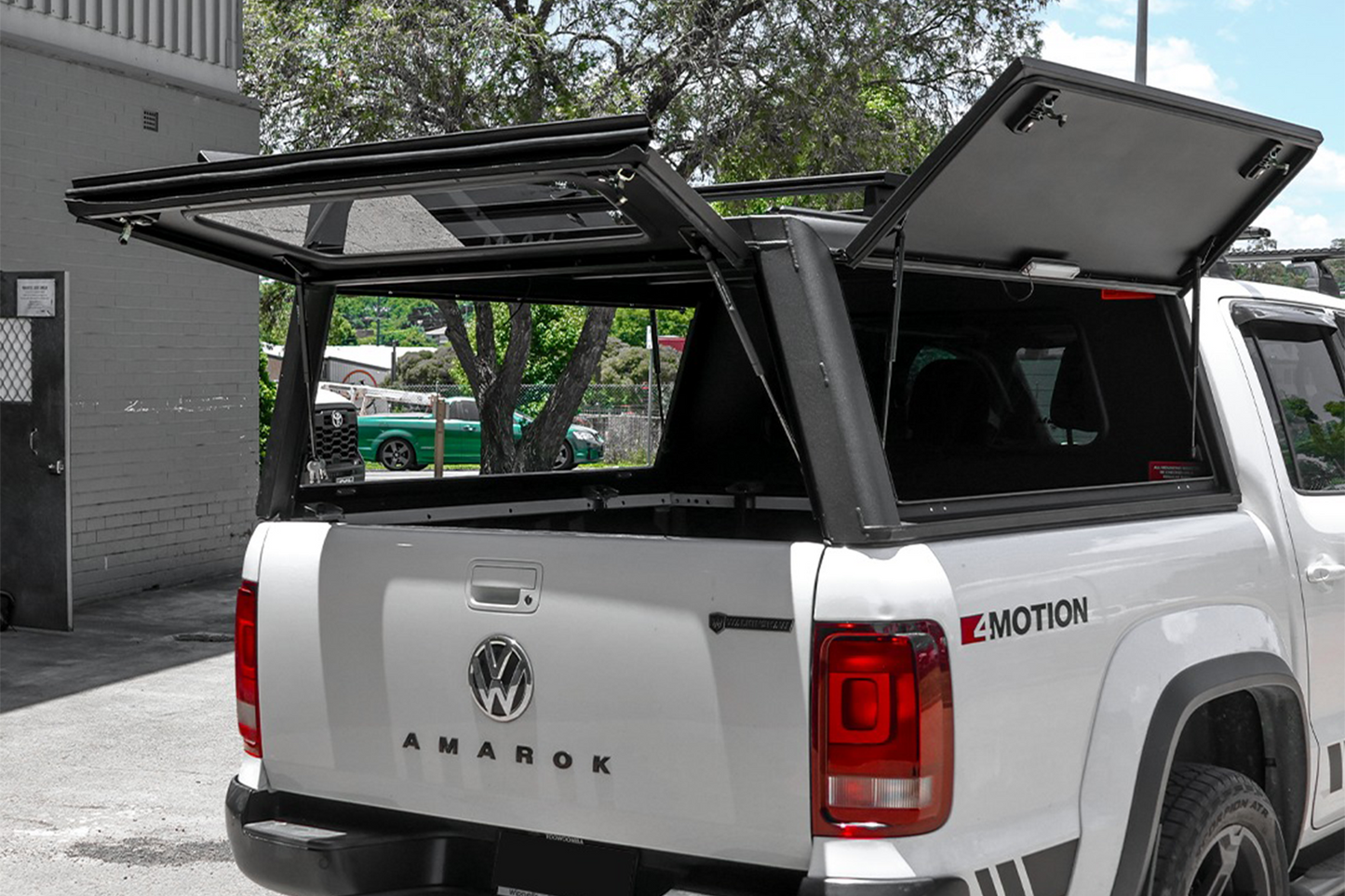 Amarok Tub Canopy 