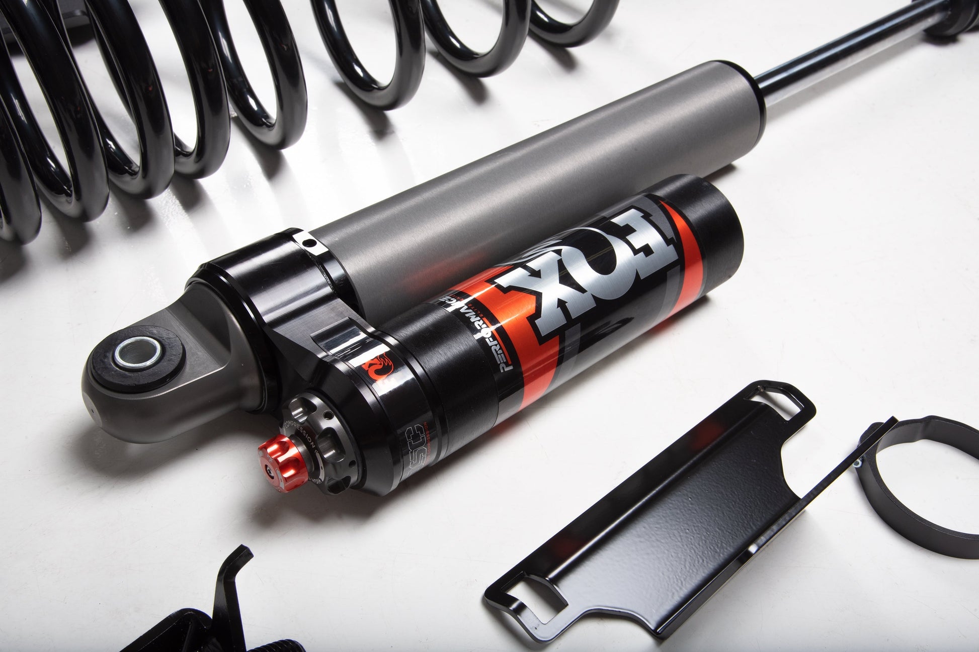 7" Lift Kit with Fox 2.5" Coilover, Rear Fox 2.0